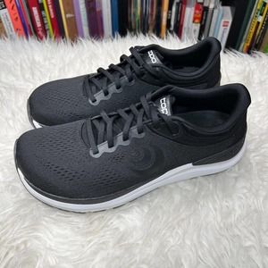 TOPO ATHLETIC ULTRAFLY 4 SNEAKERS BLACK SIZE 9.5 MENS SHOES